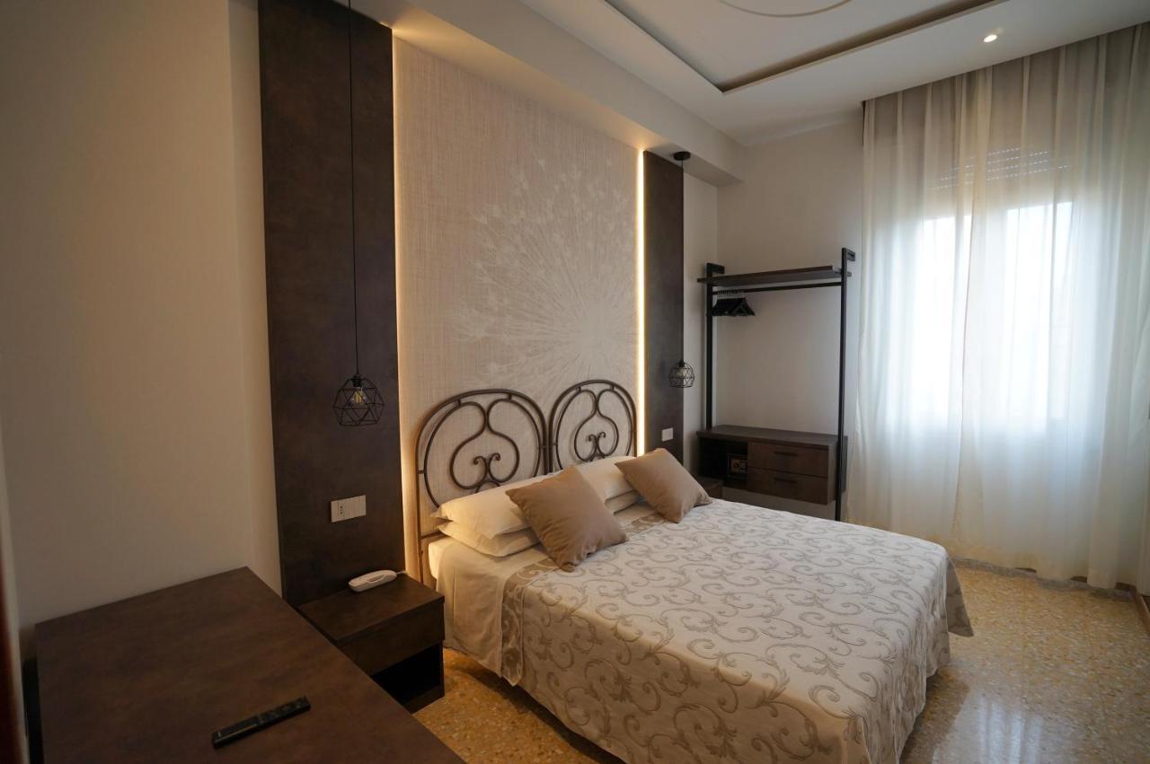 Hotel Villa Fulgida Cattolica Extérieur photo
