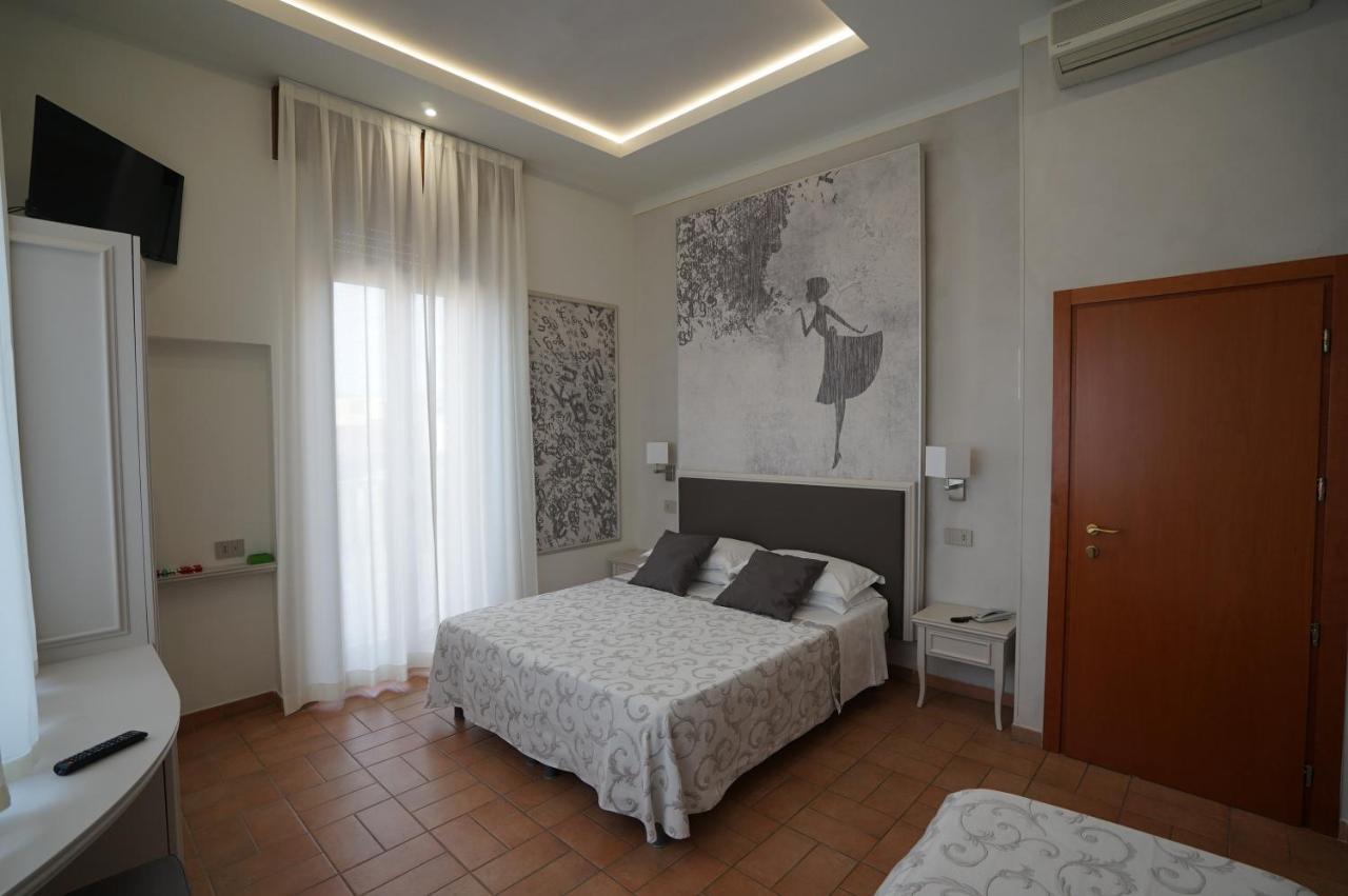 Hotel Villa Fulgida Cattolica Extérieur photo
