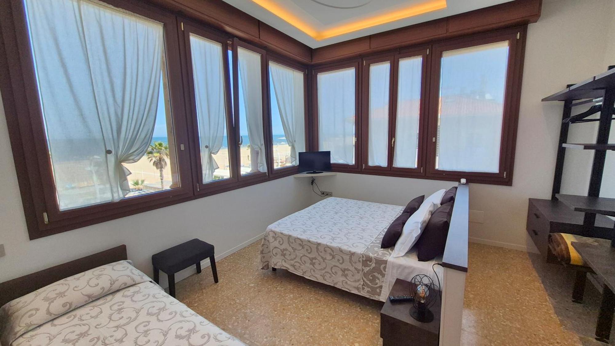 Hotel Villa Fulgida Cattolica Extérieur photo